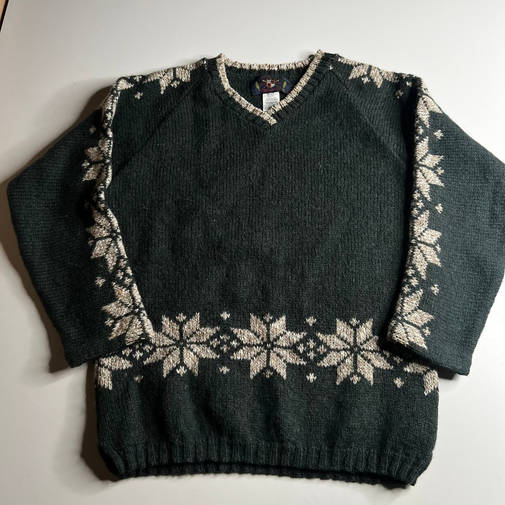 American Portrait Mens Small Wool Blend V-Neck Sweater Green Snowflake Fair Isle